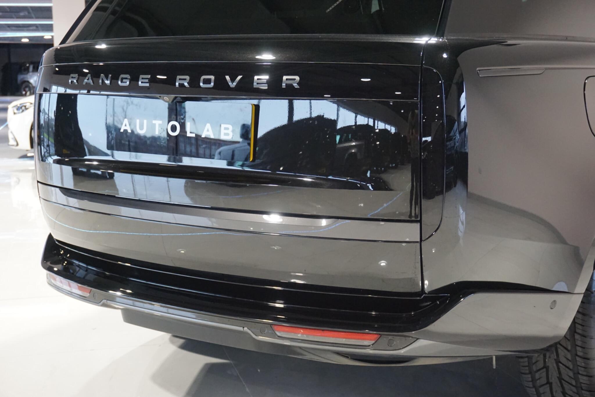 Land Rover Range Rover 3.0 P400 MHEV HSE SUV 5dr Petrol Auto 4WD Euro 6 (s/s) (400 ps)